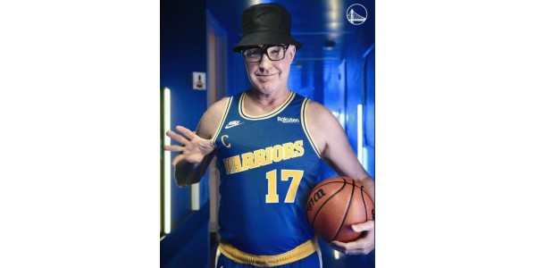 Annunciate le maglie della nuova stagione dei Los Angeles Lakers e dei Golden State Warriors